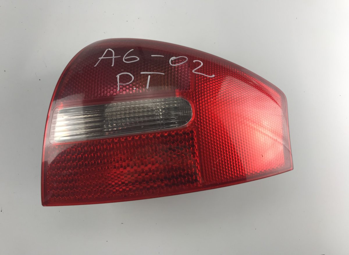 Audi A6 (C5) Tail light, right AUDI A6 / A6 ALLROAD (C5) (1997-2005) Tail ligh...