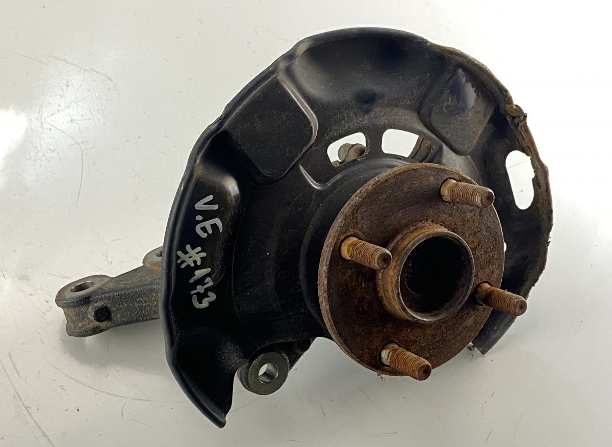 Toyota iQ Wheel bearing housing front left TOYOTA iQ (AJ10) (2009-2015) Wheel bearing hous...