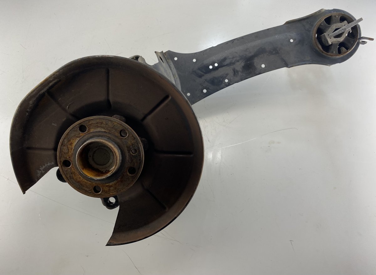 Volvo XC60 Wheel bearing housing rear left VOLVO XC60 I (2009-2017) Wheel bearing housing ...
