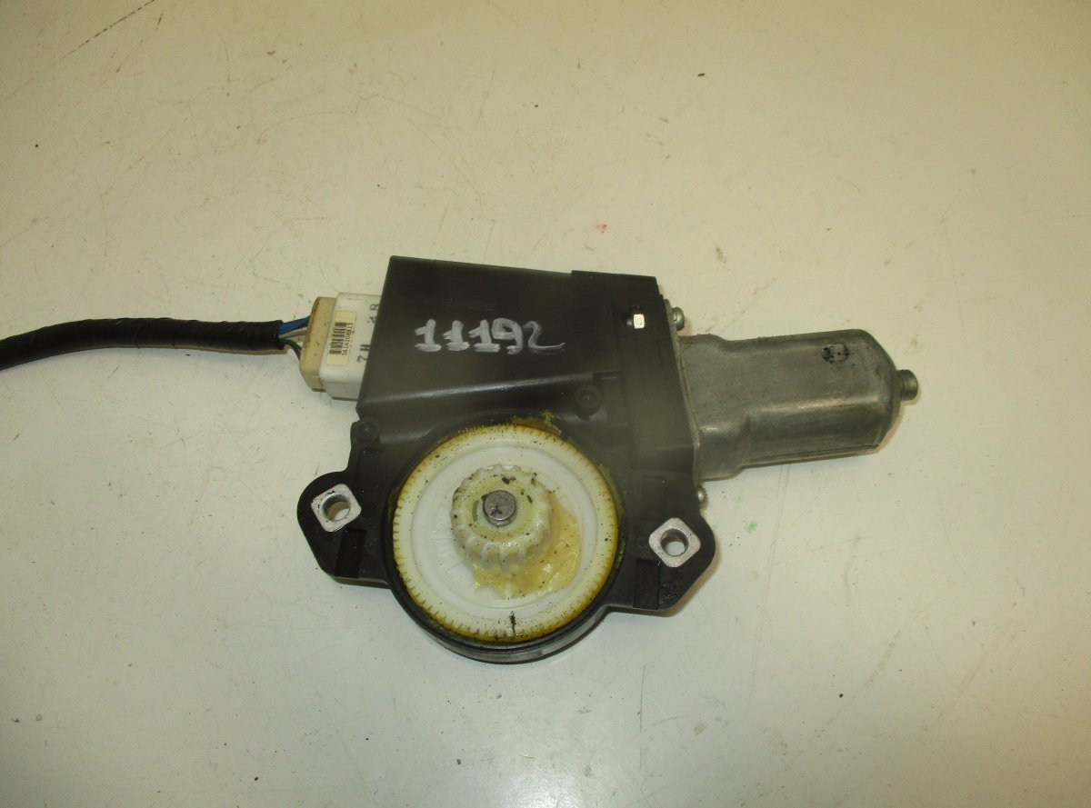 Toyota RAV4 (XA30) Sunroof Motor