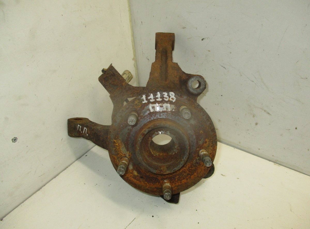 Chevrolet Captiva Wheel bearing housing front right