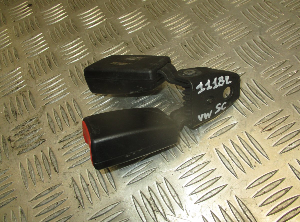 Volkswagen Scirocco Seat Belt Buckle Rear Center