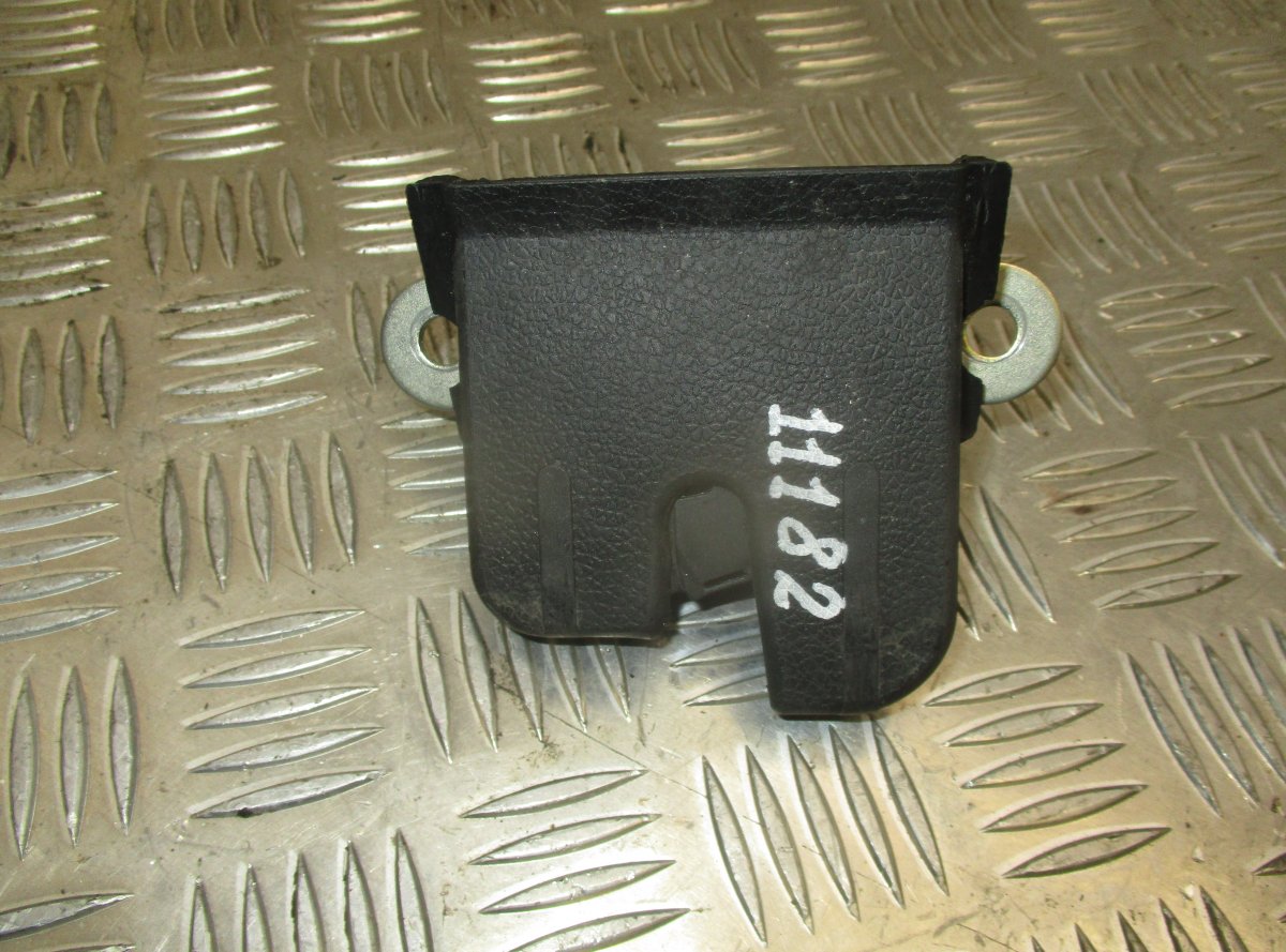 Volkswagen Scirocco Bootlid / tailgate lock