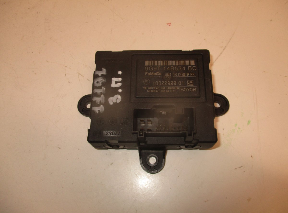 Volvo S80 Door control unit rear right