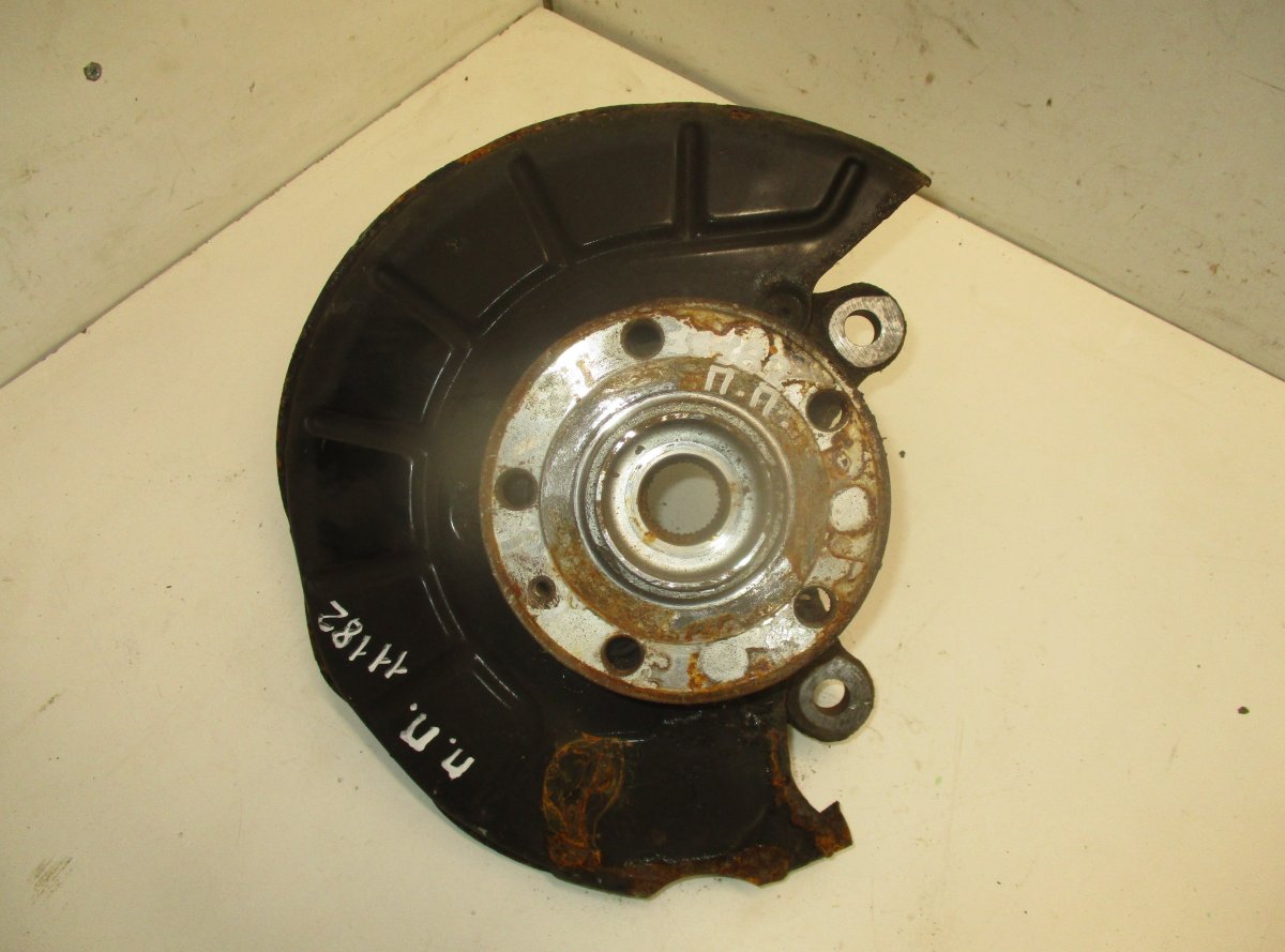 Volkswagen Scirocco Wheel bearing housing front right