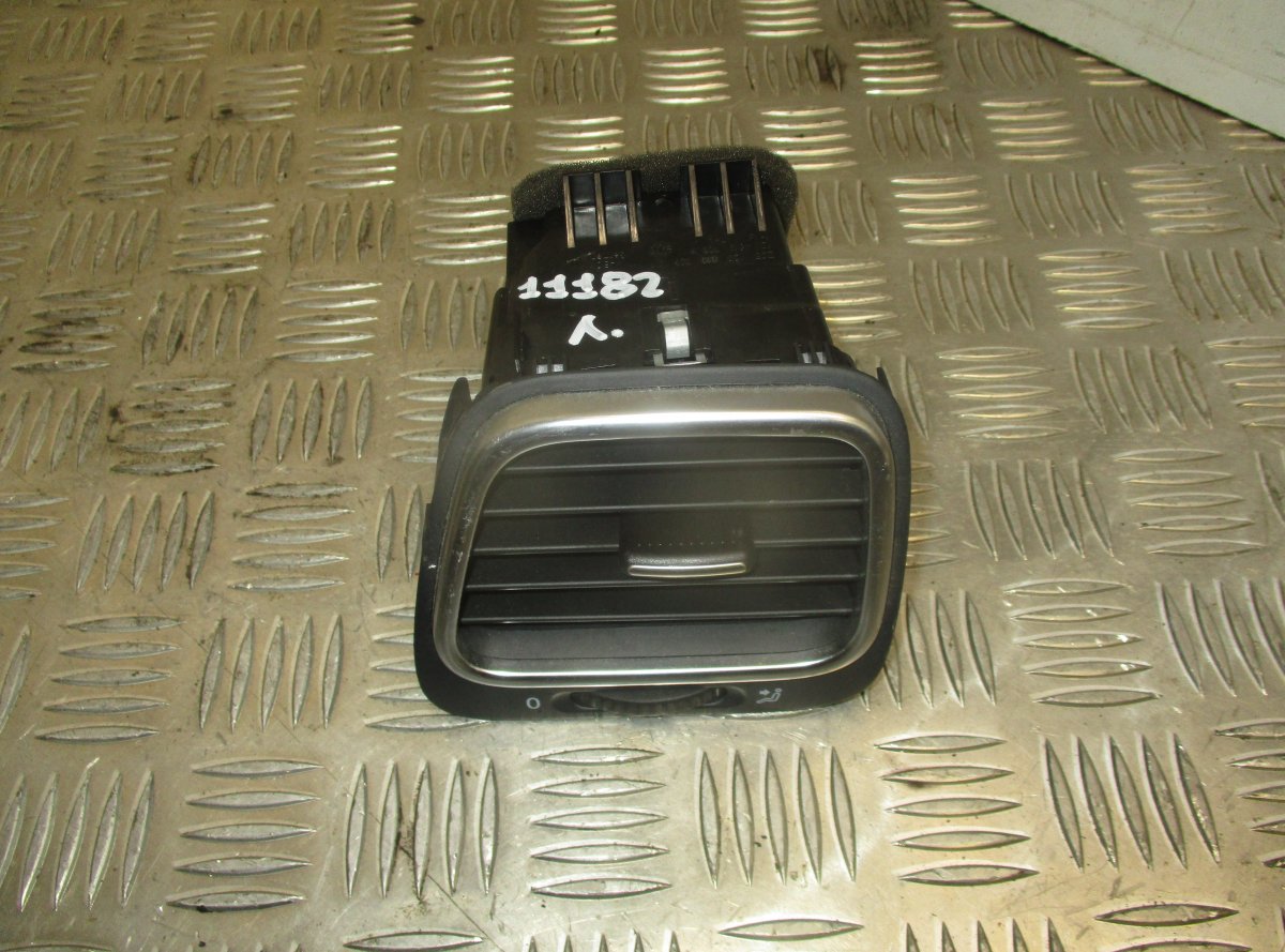 Volkswagen Scirocco Air Vent front left