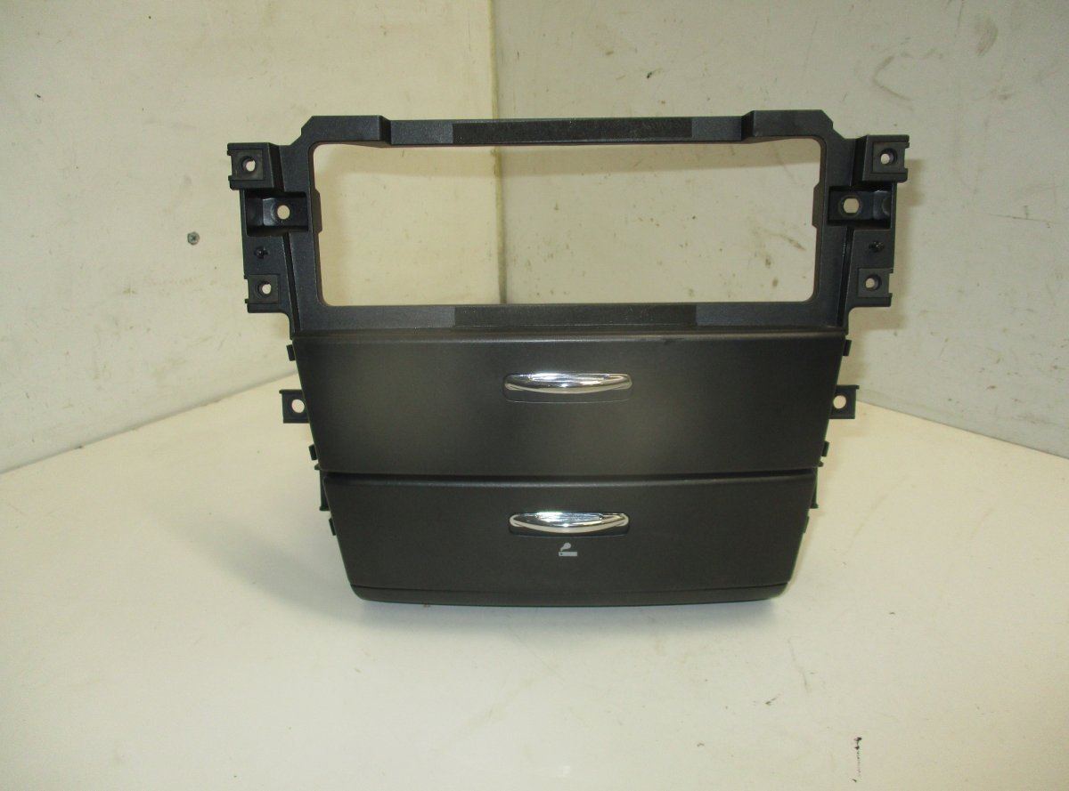 Kia Sorento Ashtray Front KIA SORENTO I (JC) (2002-2009) Ashtray Front 84...