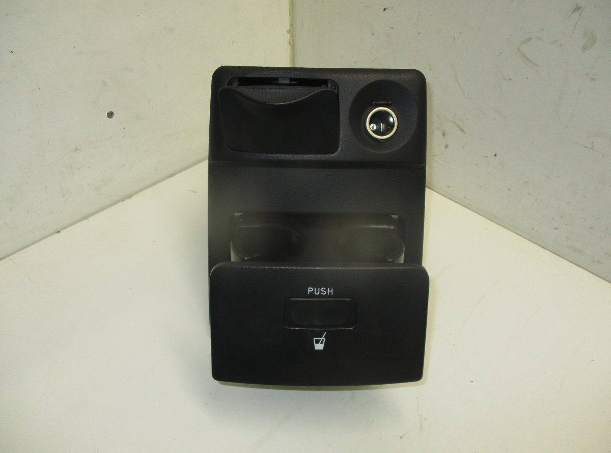 Kia Sorento Ashtray Rear KIA SORENTO I (JC) (2002-2009) Ashtray Rear 846...