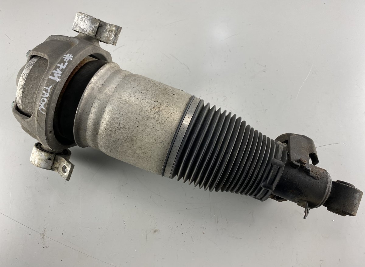 Volkswagen Touareg Rear Right Air Shock Absorber Rear Right Air Shock Absorber — VW TOUAREG I (7...