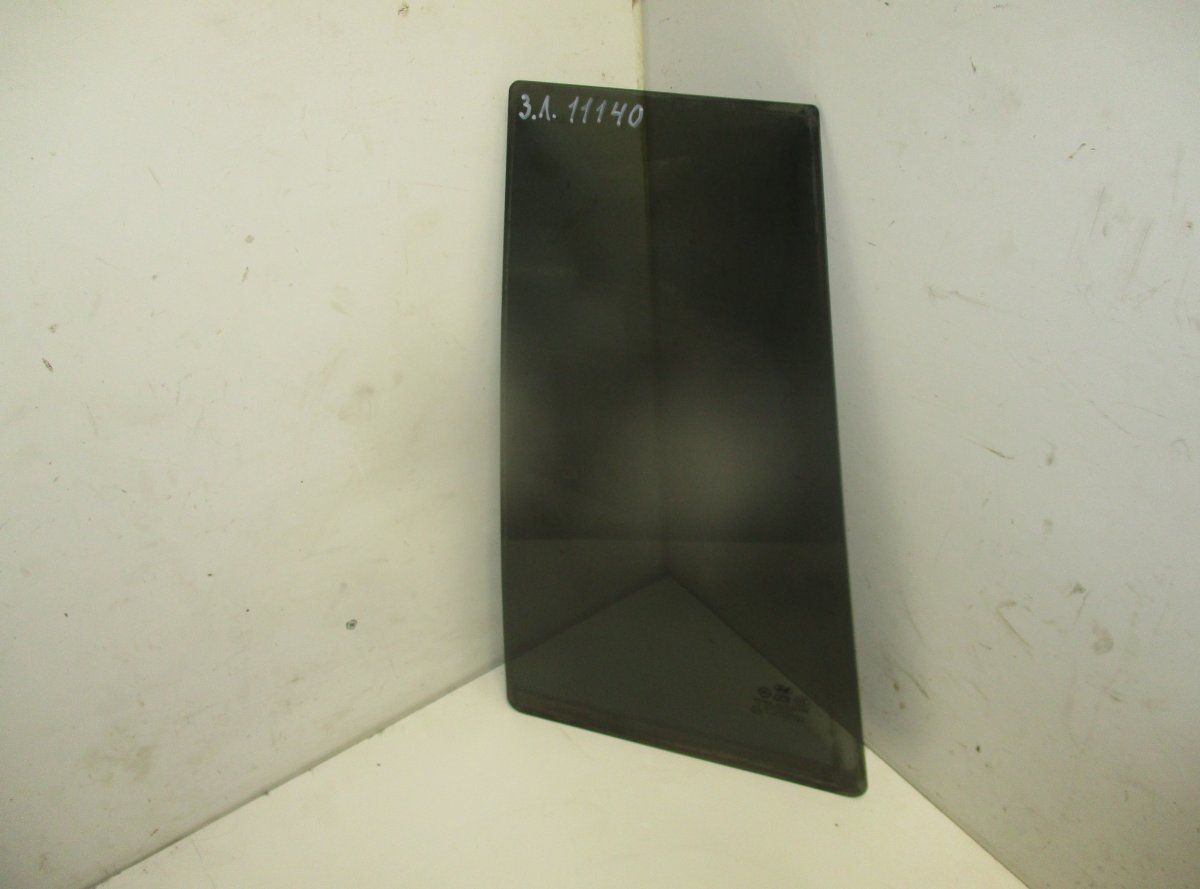 Hyundai Terracan Door quarter Window glass rear left HYUNDAI TERRACAN (HP) (2001-2006) Door quarter ...
