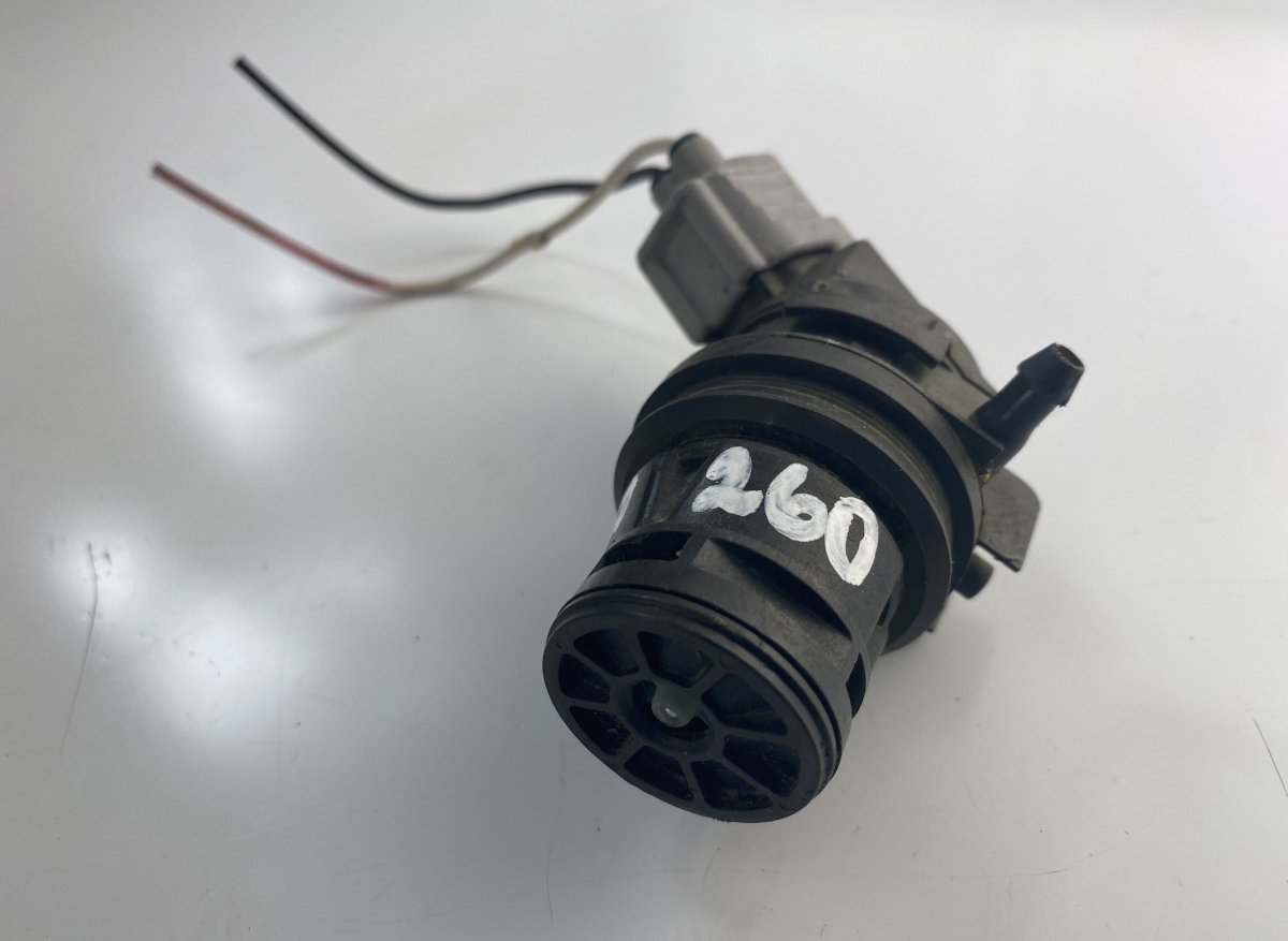 Mazda CX-7 Washer pump Windscreen MAZDA CX-7 (ER) (2006-2014) Washer pump Windscr...