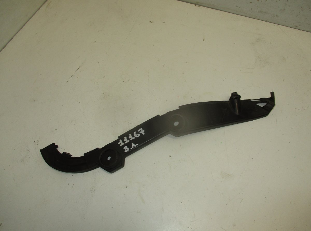 Toyota Corolla Verso Rear bumper Carrier holder on fender left TOYOTA COROLLA Verso II (AR10) (2004-2009) Rear...
