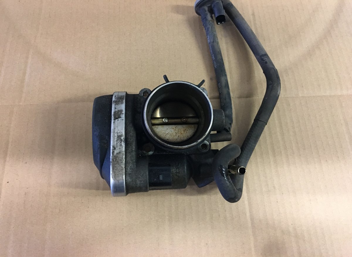 Skoda Octavia Throttle body SKODA OCTAVIA II (1Z) (2004-2013) Throttle body...