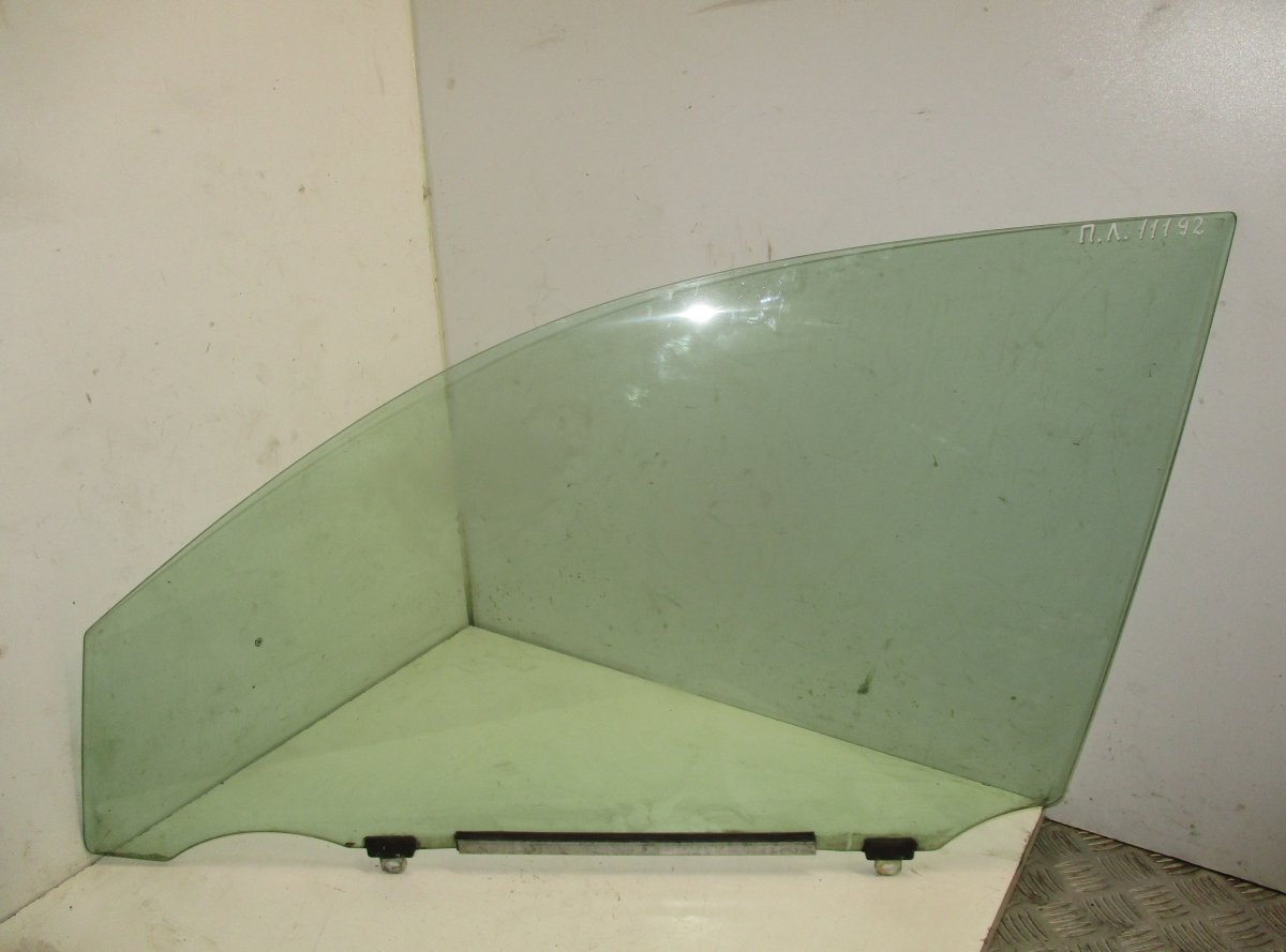 Toyota RAV4 (XA30) Door window glass front left TOYOTA RAV 4 III (XA30) (2005-2012) Door window...
