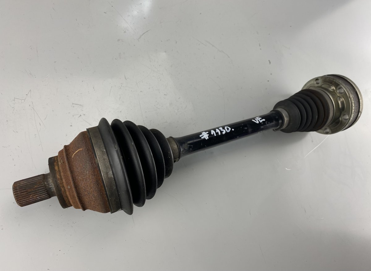 Volkswagen Golf 6 Driveshaft — front left Driveshaft — front left — VW GOLF VI (5K) (2008...