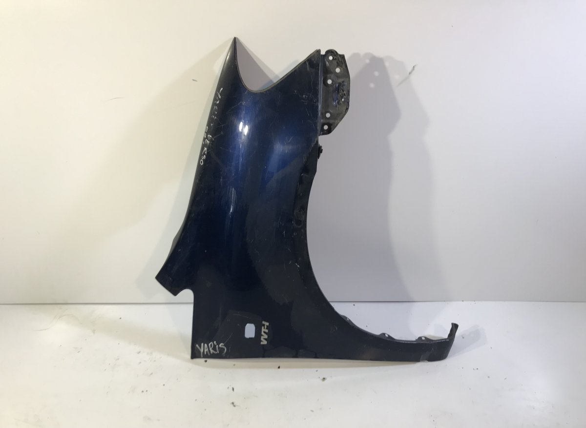 Toyota Yaris Verso Fender Front Right TOYOTA YARIS VERSO (XP20) (1999-2005) Fender Fr...