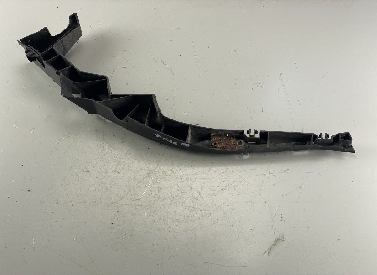 Volkswagen Passat Headlight Mounting Right VW PASSAT B5 (3B2) (1996-2000) Headlight Mounti...
