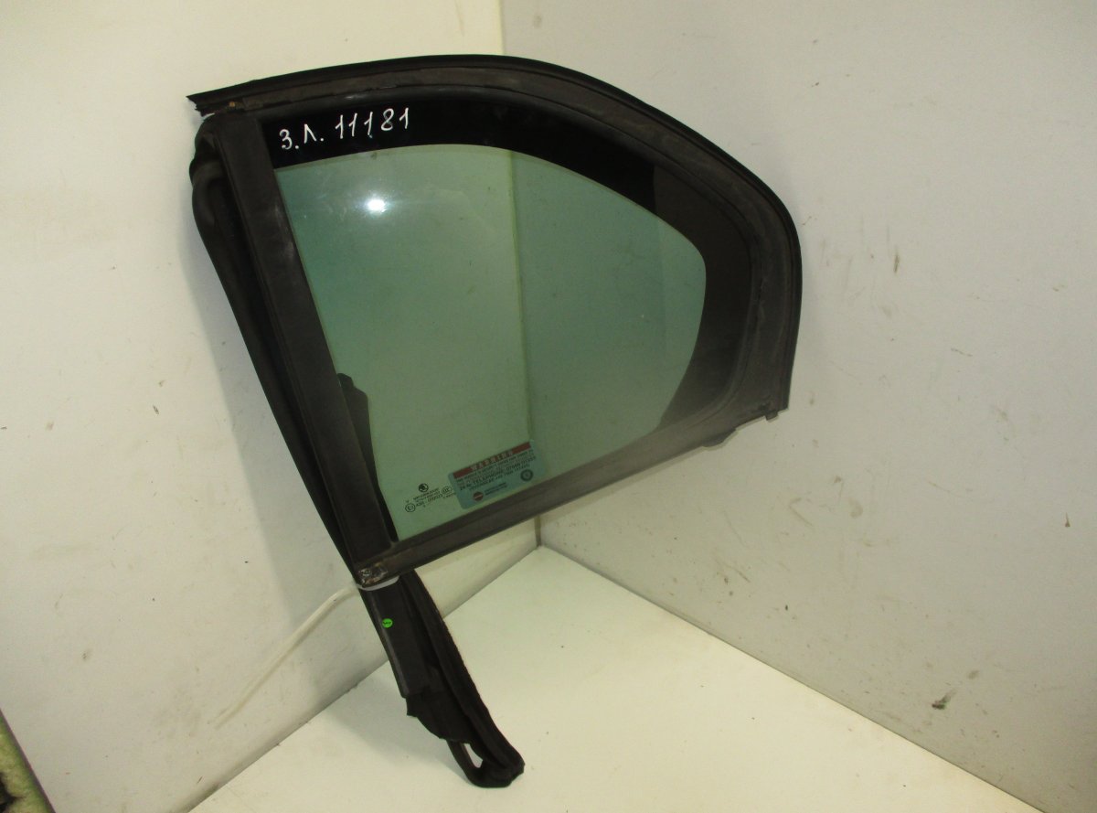 Skoda Superb (3T) Door quarter Window glass rear left SKODA SUPERB II (3T4, 3T5) (2008-2015) Door qua...