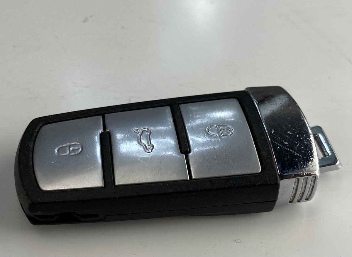 Volkswagen Passat Key / Keys VW PASSAT B6 (3C) (2005-2010) Key / Keys

Gener...