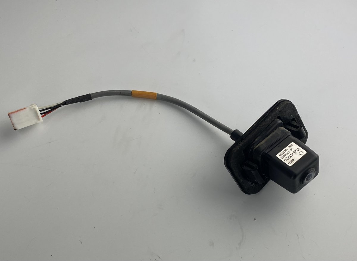 Mazda CX-7 Reverse camera MAZDA CX-7 (ER) (2006-2014) Reverse camera E223...