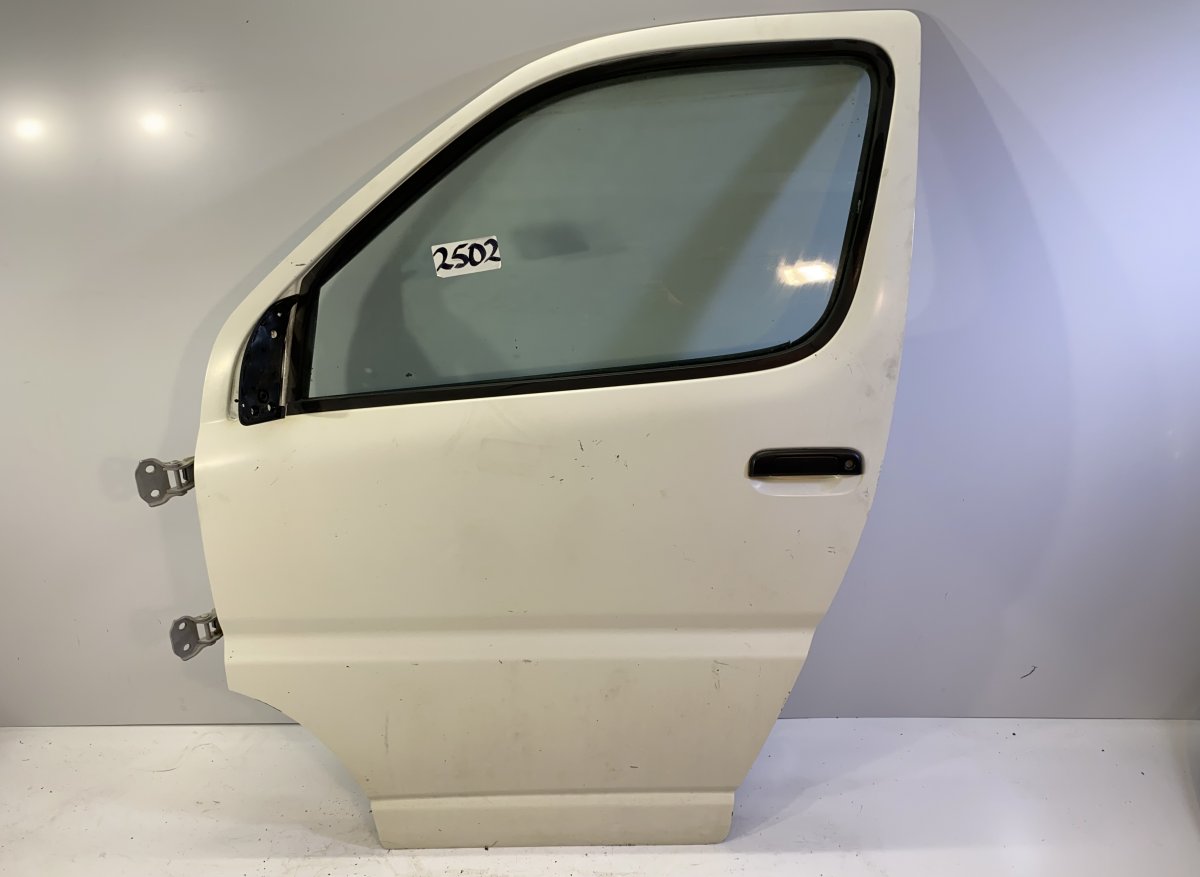 Toyota Hiace (H100) Door Front Left TOYOTA HIACE / GRANVIA (XH10, XH20) (1995-2004)...