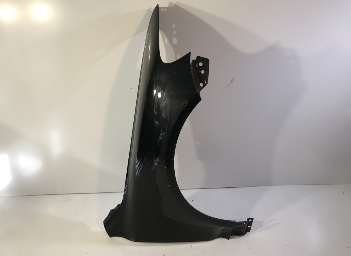Volkswagen Touareg Fender Front Right