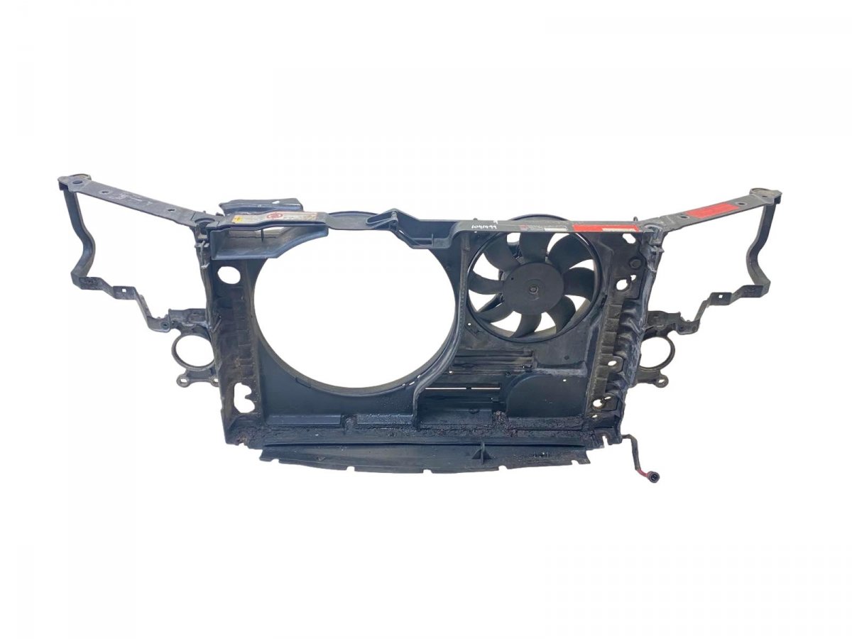 Audi A8 (D2) Front panel