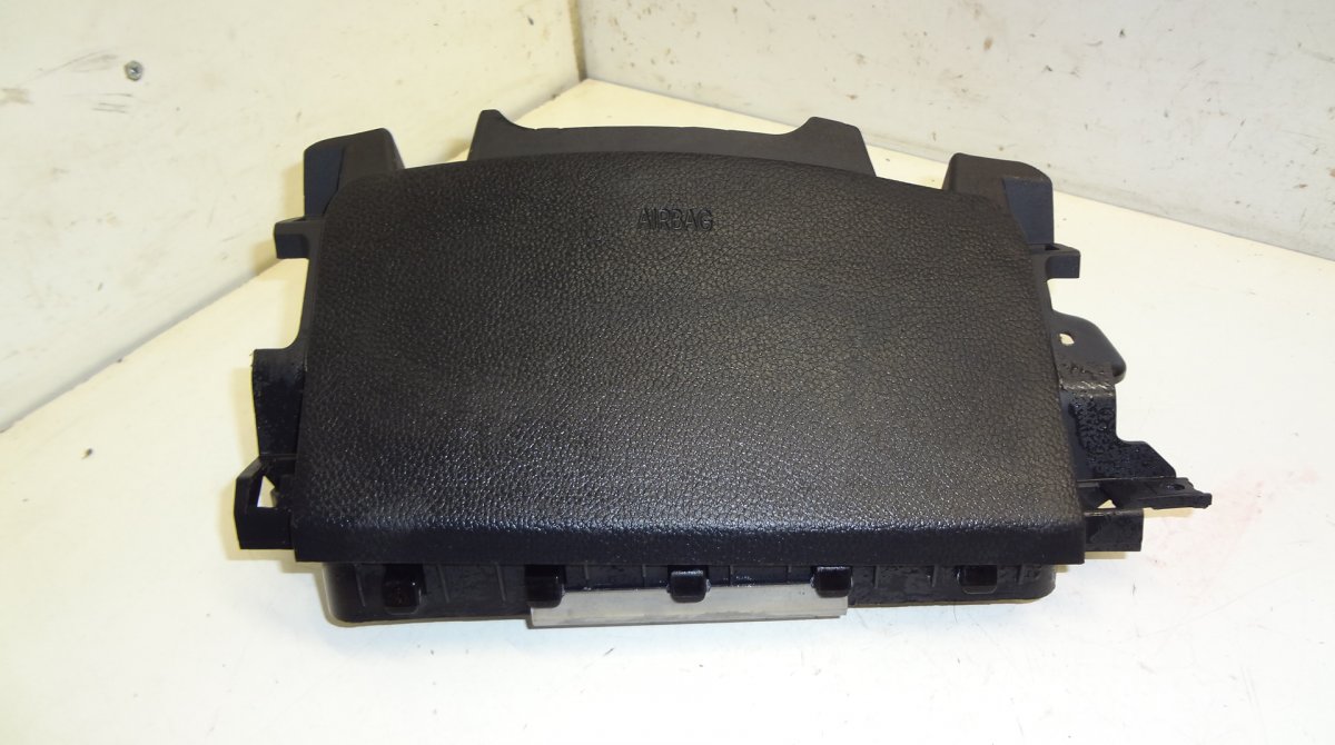 Hyundai i40 Knee Airbag Front Left HYUNDAI i40 (VF) (2011-2019) Knee Airbag Front ...