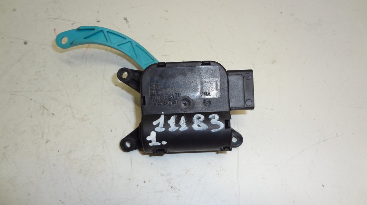 Volkswagen Sharan Evaporator air flow flap control motor VW SHARAN II (7N) (2010-2022) Evaporator air fl...