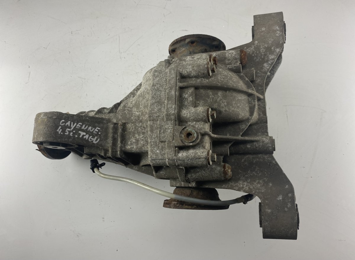 Porsche Cayenne Rear axle differential PORSCHE CAYENNE I (2002-2010) Rear axle differe...