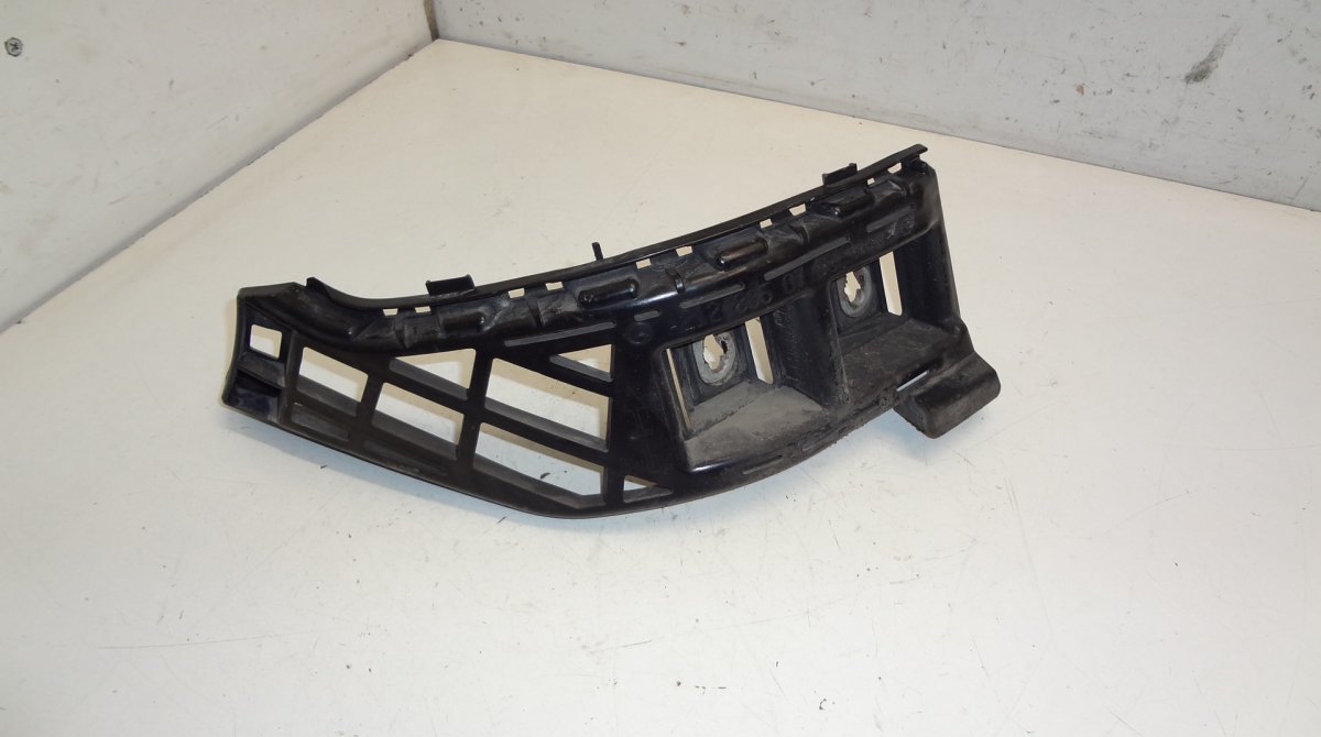 Mercedes-Benz A (W169) Rear bumper carrier holder on left fender MERCEDES-BENZ E-CLASS (W212) (2009-2016) Rear b...
