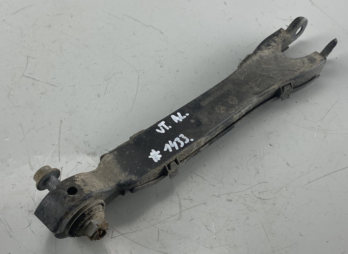 Mercedes-Benz A (W169) Rear Axle Track Control Arm lower left MERCEDES-BENZ C-CLASS (W204) (2007-2013) Rear A...
