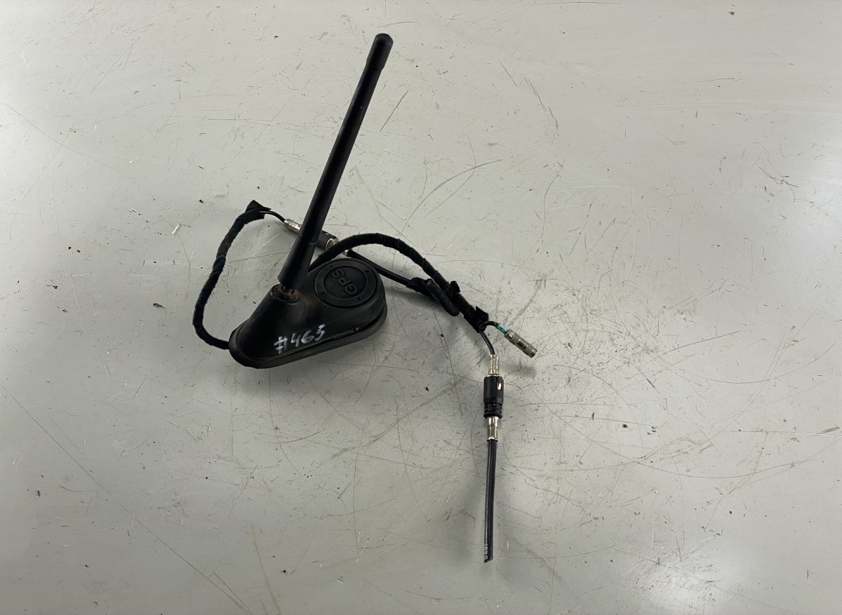 Volvo S40 Aerial VOLVO S40 / V40 (VS, VW) (1995-2004) Aerial 8L0...