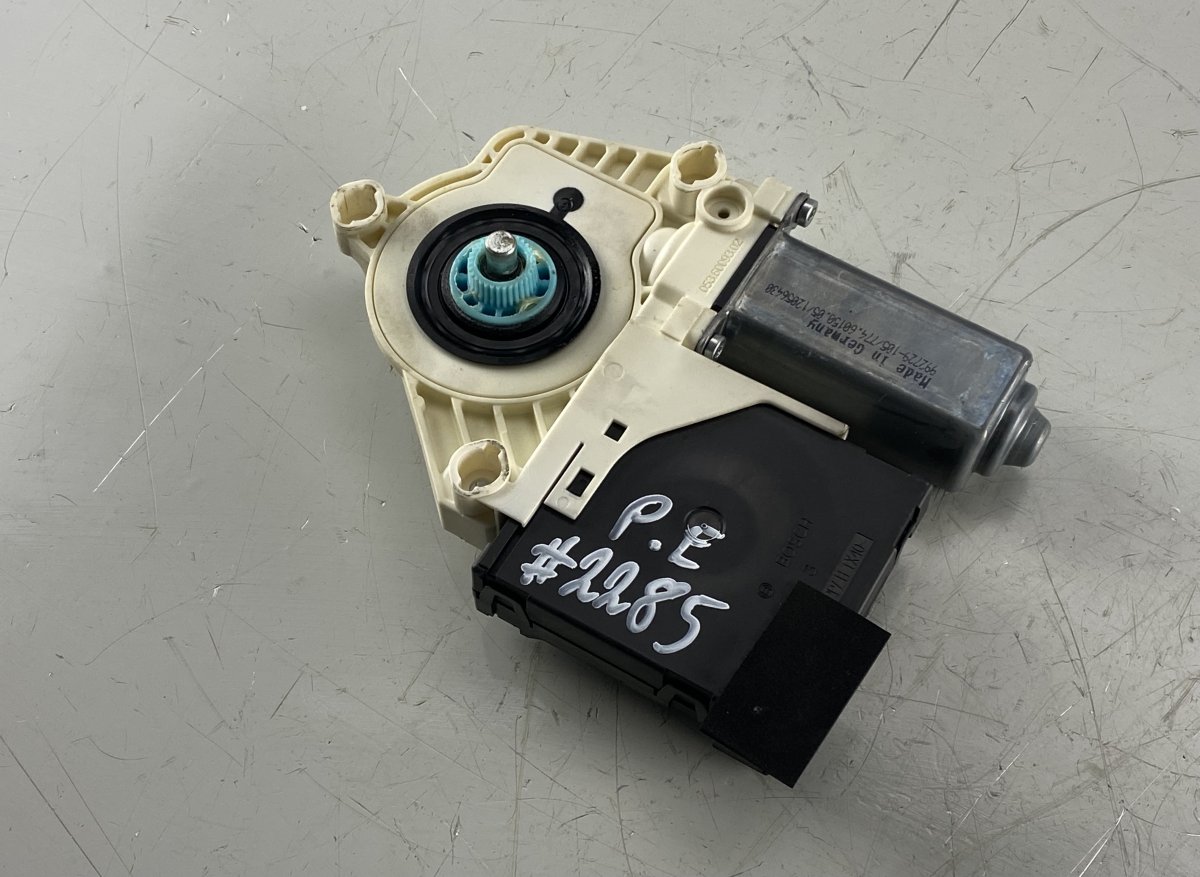 Volkswagen Passat Window Regulator Motor Front Right VW PASSAT B6 (3C) (2005-2010) Window Regulator ...