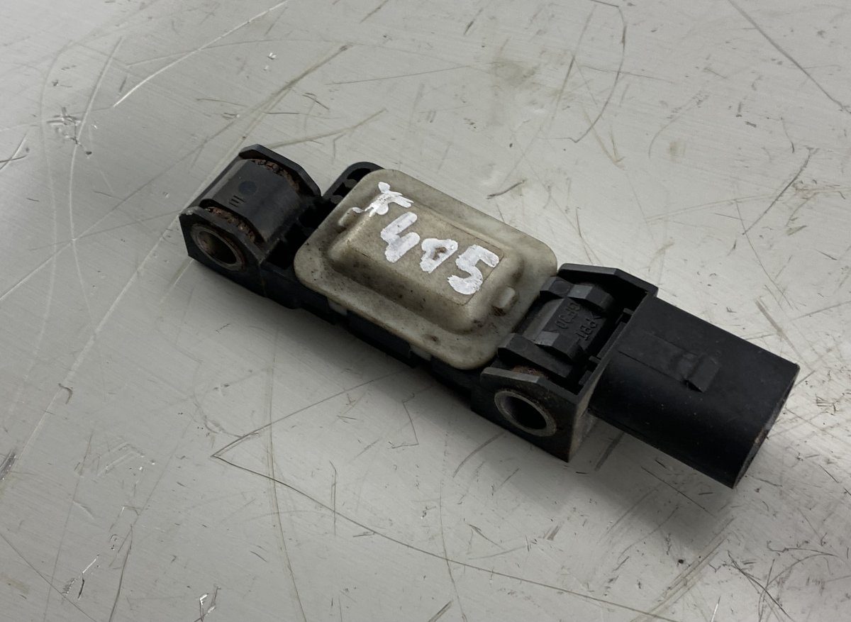 Volkswagen Touareg Accelerator Pedal Sensor VW TOUAREG I (7L) (2002-2010) Accelerator Pedal...