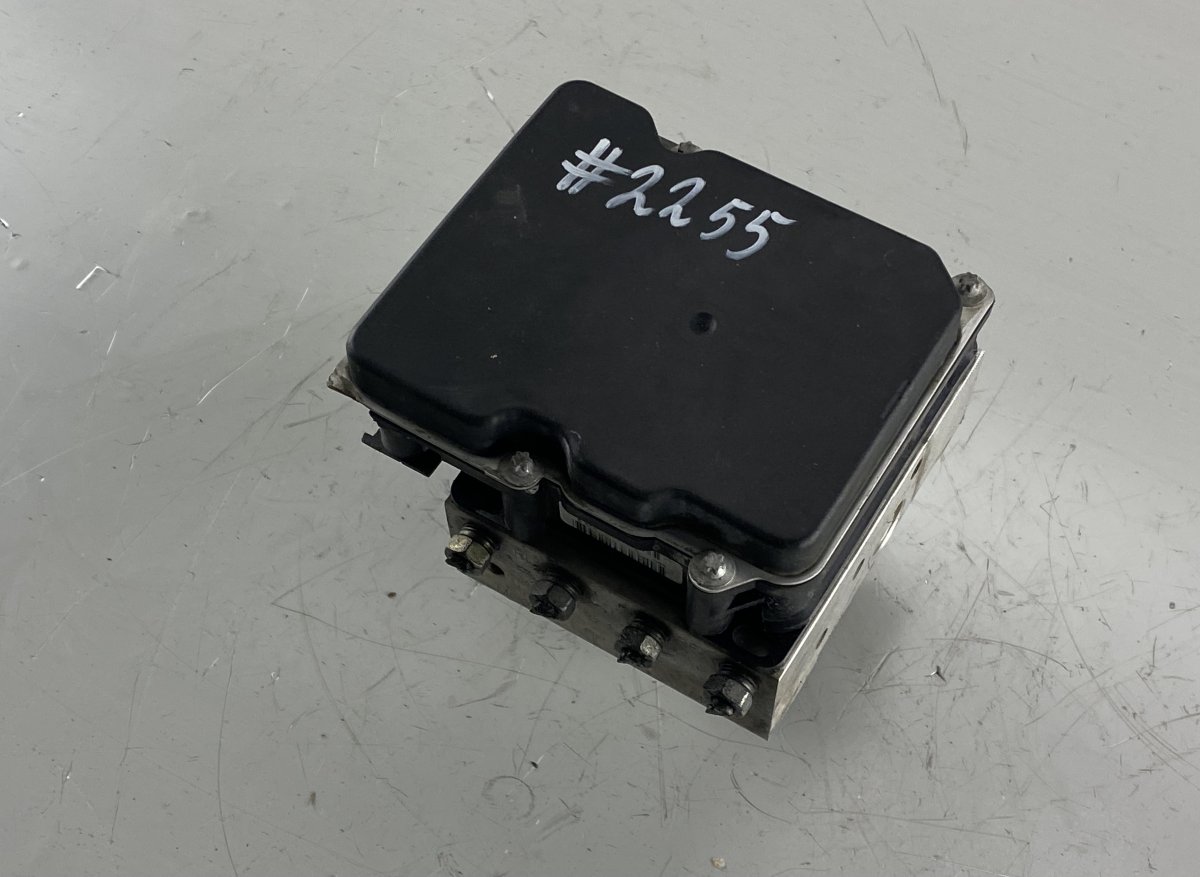 Subaru Legacy ABS hydraulic unit / pump SUBARU LEGACY IV / Outback (2003-2009) ABS hydr...