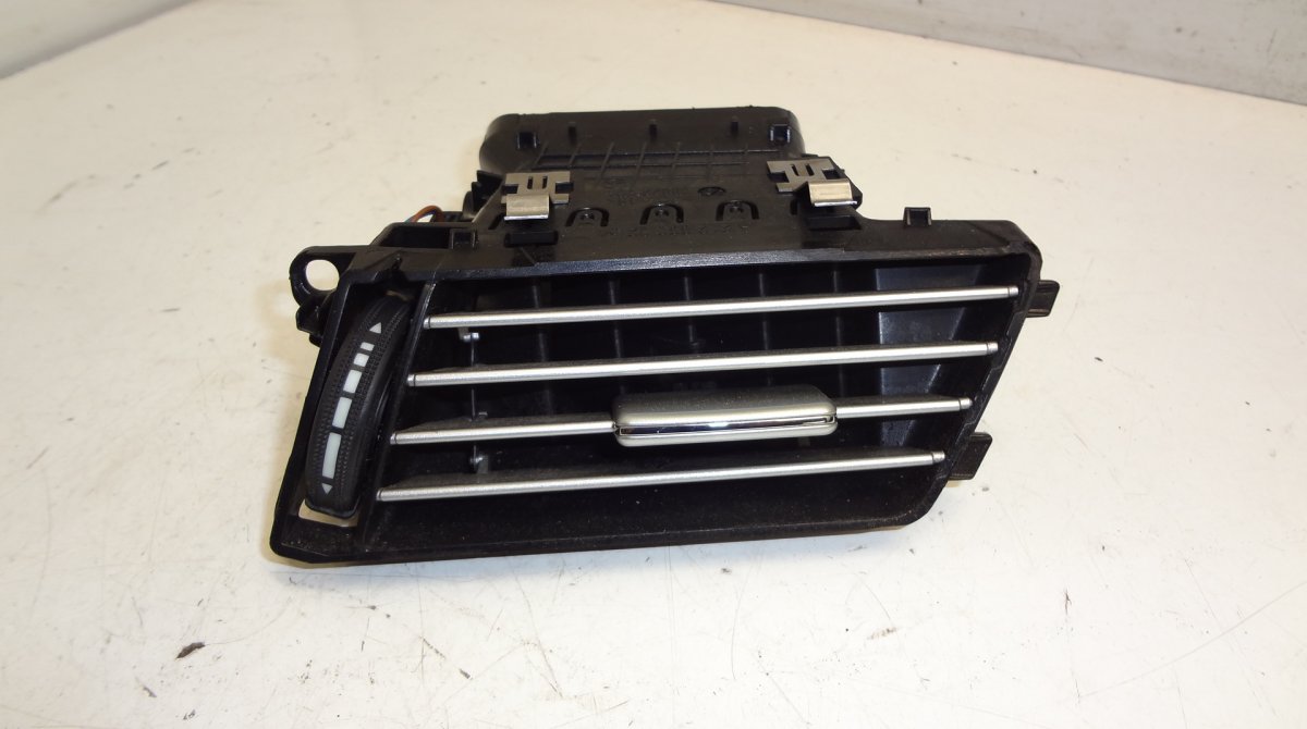 Mercedes-Benz A (W169) Front right air vent MERCEDES-BENZ E-CLASS (W212) (2009-2016) Front ...