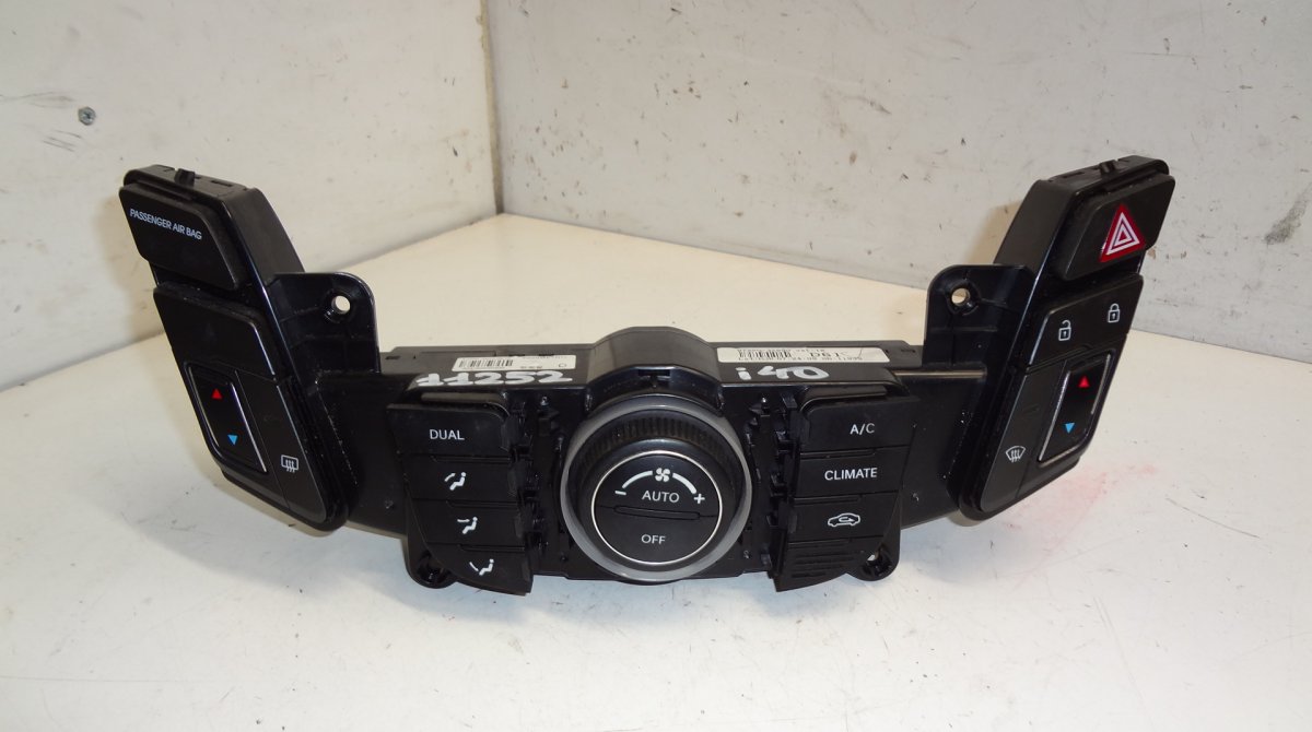 Hyundai i40 Heater control panel HYUNDAI i40 (VF) (2011-2019) Heater control pan...
