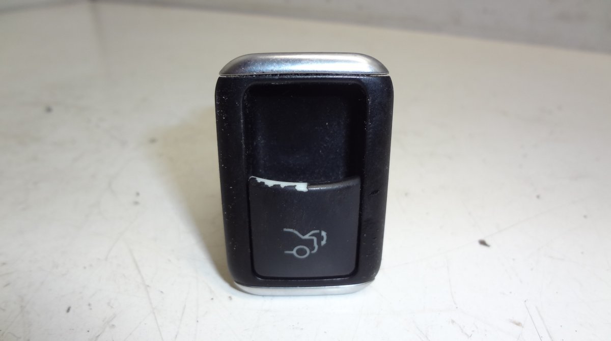 Mercedes-Benz A (W169) Bootlid / tailgate Open Switch MERCEDES-BENZ E-CLASS (W212) (2009-2016) Bootli...