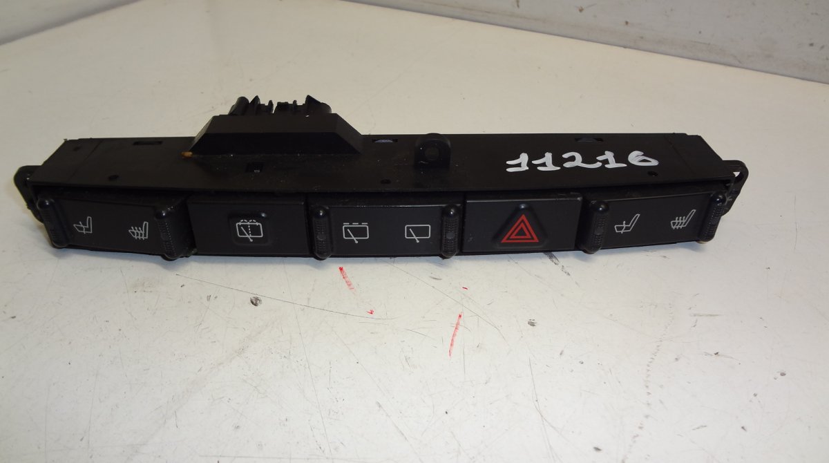 Chrysler Voyager / Town & Country Combined switch set in dashboard CHRYSLER VOYAGER IV (RG, RS) (2000-2008) Combin...