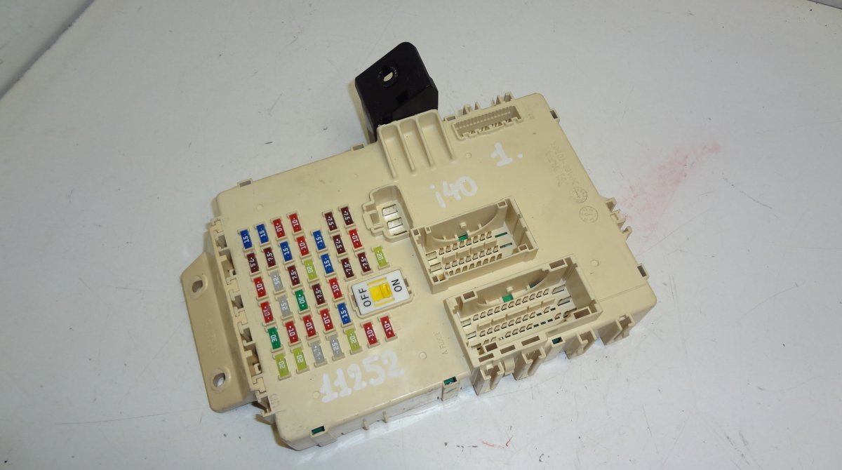 Hyundai i40 Fuse box HYUNDAI i40 (VF) (2011-2019) Fuse box 91950-3Z0...
