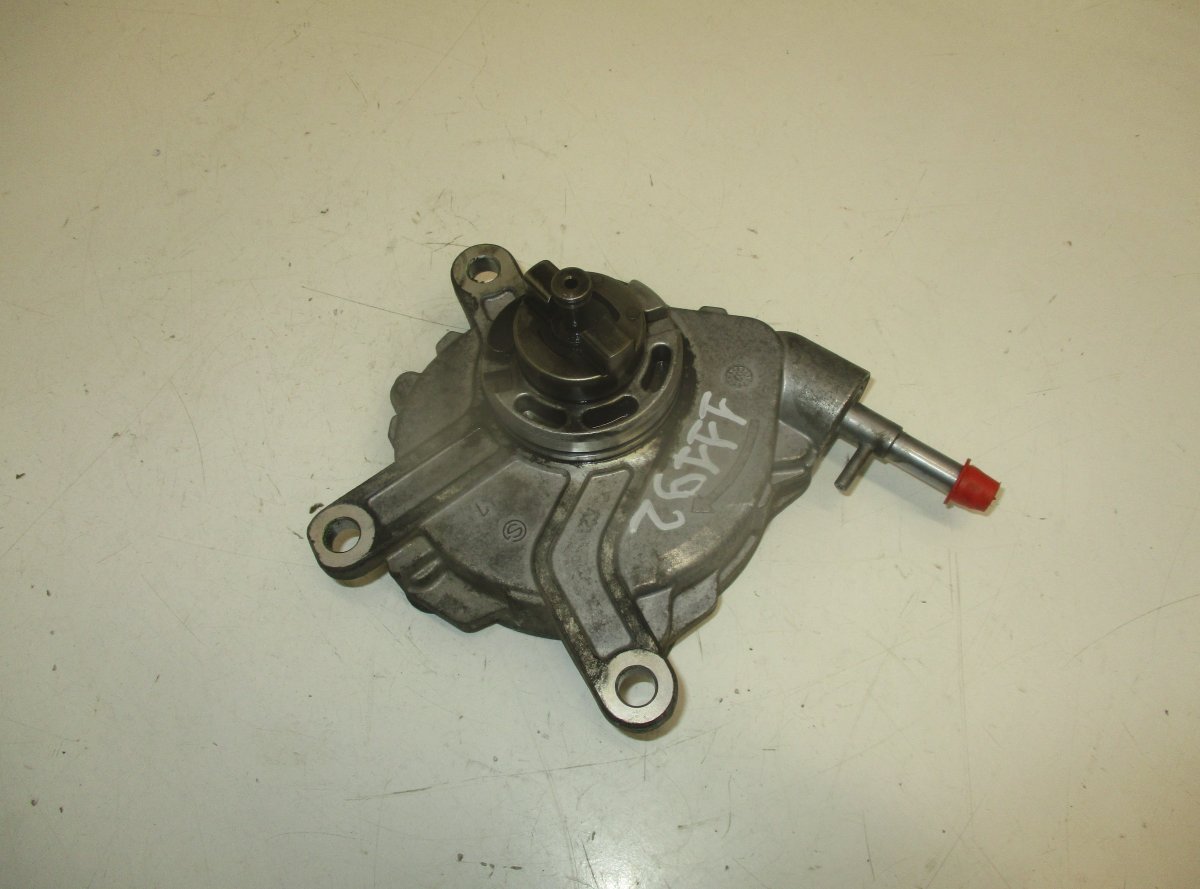 Toyota RAV4 (XA30) Vacuum Pump, engine TOYOTA RAV 4 III (XA30) (2005-2012) Vacuum Pump...