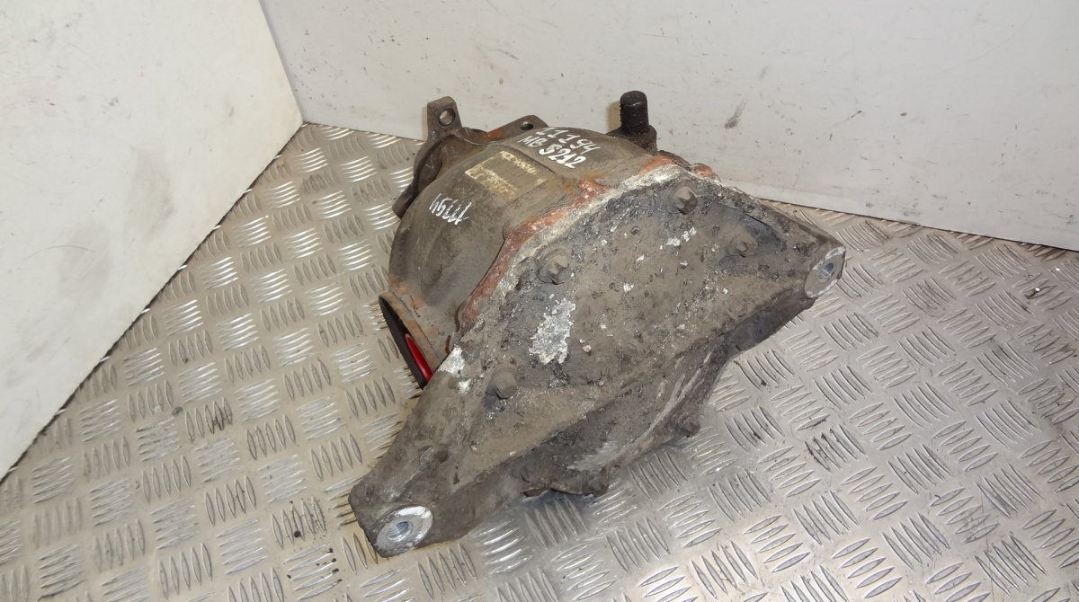 Mercedes-Benz A (W169) Rear axle differential MERCEDES-BENZ E-CLASS (W212) (2009-2016) Rear a...
