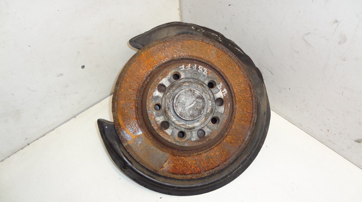 Volkswagen Sharan Wheel bearing housing rear right VW SHARAN II (7N) (2010-2022) Wheel bearing hou...