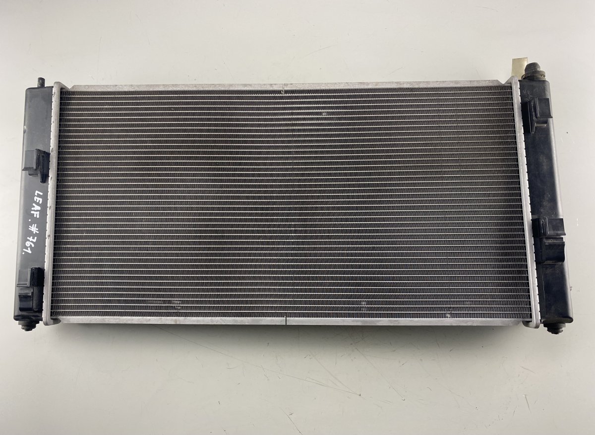 Nissan Leaf radiator NISSAN LEAF I (ZE0) (2010-2017) Radiator 111224...