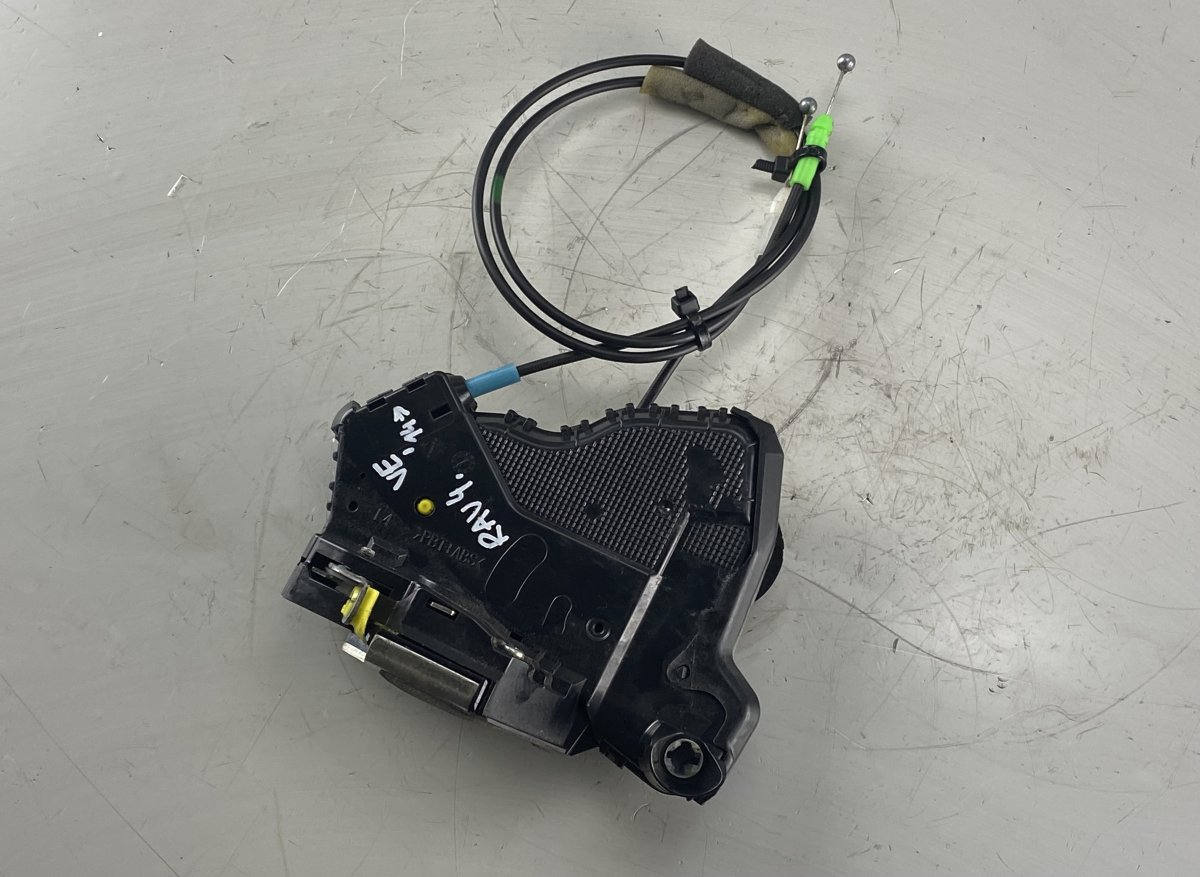Toyota RAV4 (XA40) Door Lock Front Left TOYOTA RAV 4 IV (XA40) (2013-2018) Door Lock Fr...