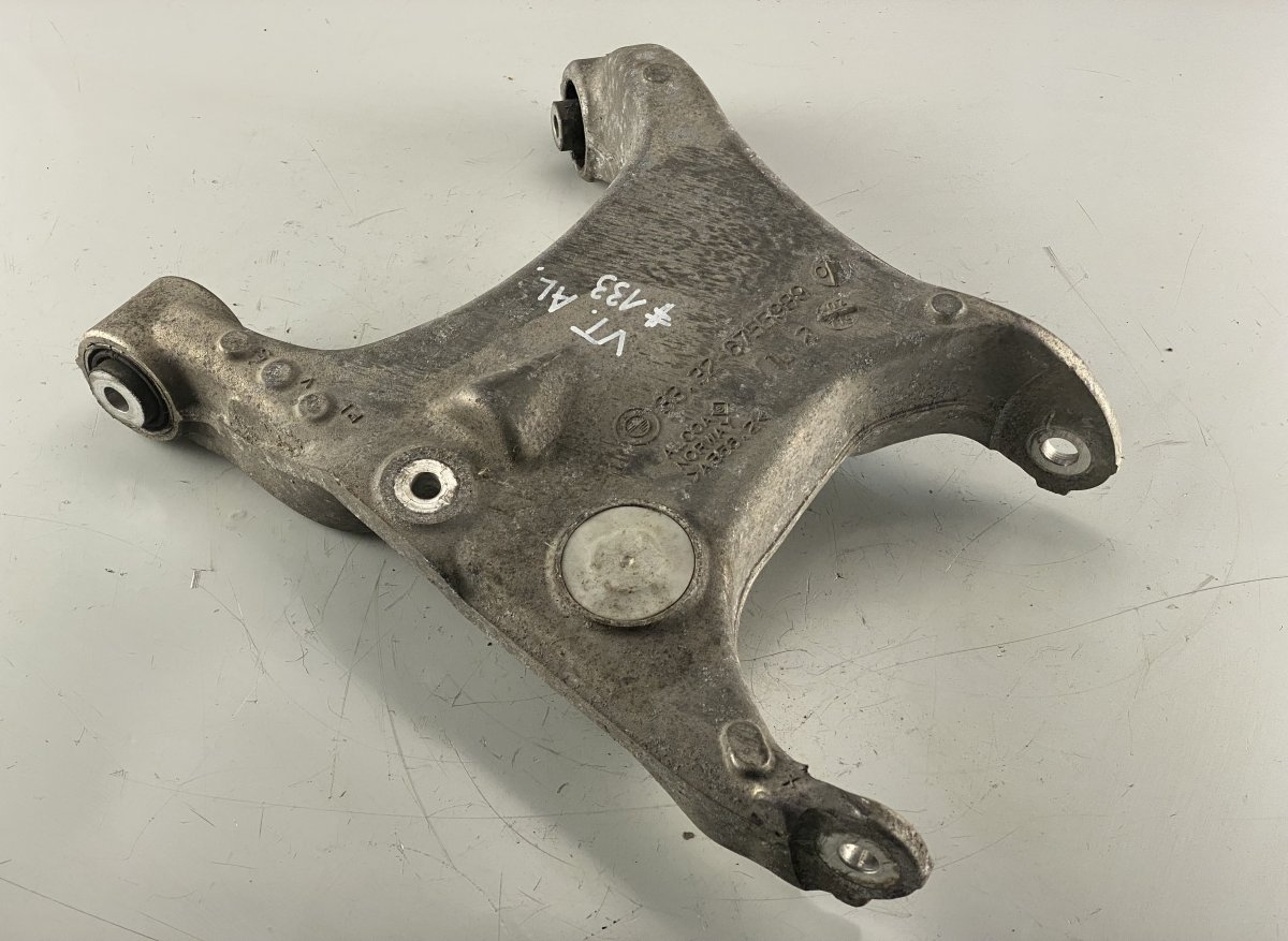 BMW 6 (E63 / E64) Rear Axle Track Control Arm lower left BMW 6 (E63, E64) (2004-2010) Rear Axle Track Co...