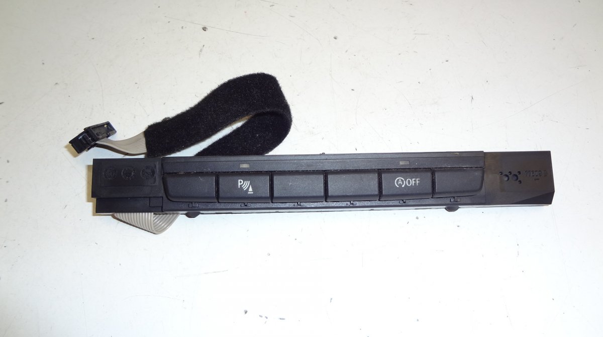 BMW 1 (E81 / E82 / E87 / E88) Combined dashboard switch set BMW 1 (E81, E82, E87, E88) (2003-2013) combined...