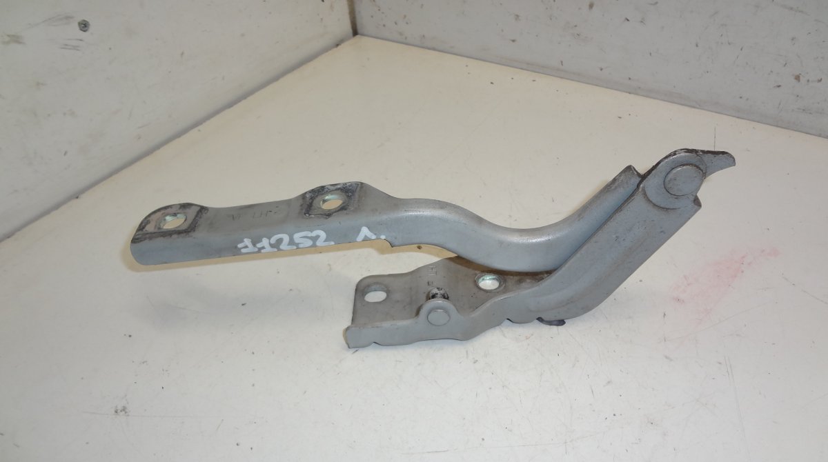Hyundai i40 Bonnet Hinge Left HYUNDAI i40 (VF) (2011-2019) Bonnet Hinge Left ...