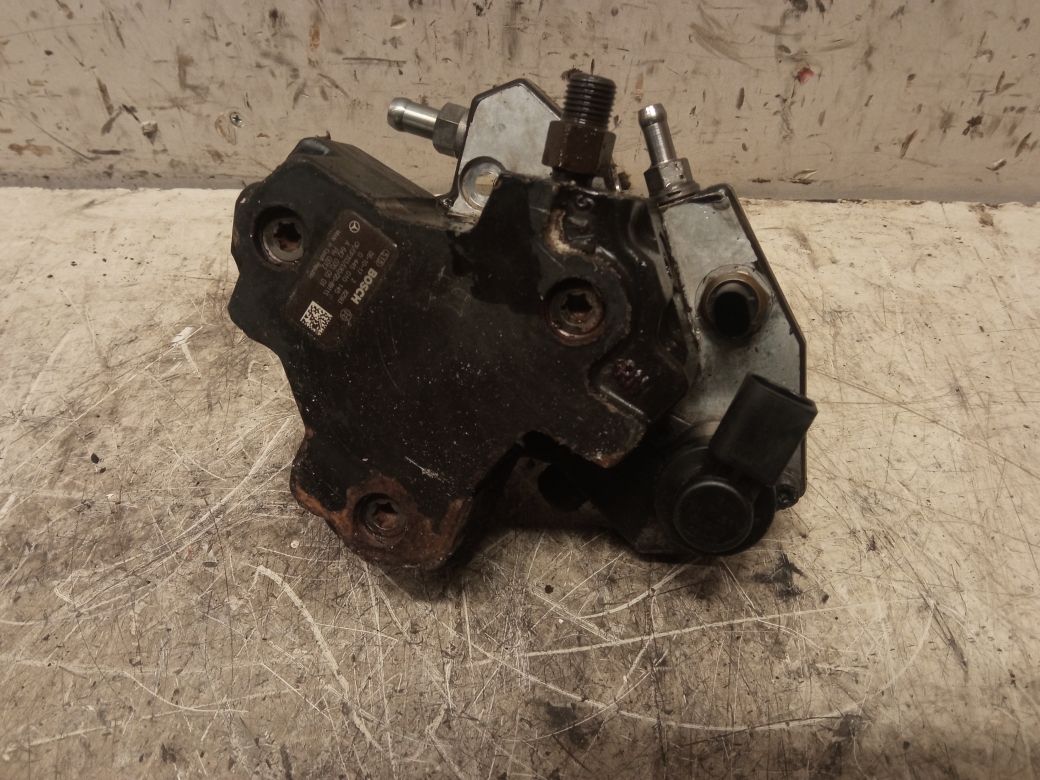 Mercedes-Benz A (W169) Fuel injection pump, diesel MERCEDES-BENZ E-CLASS (W211) (2002-2009) Fuel i...